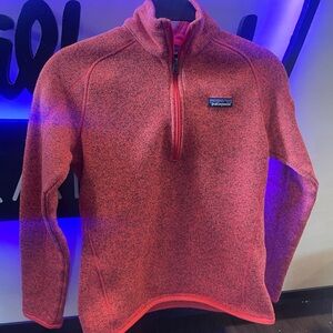 Girls Patagonia pull over size small ￼